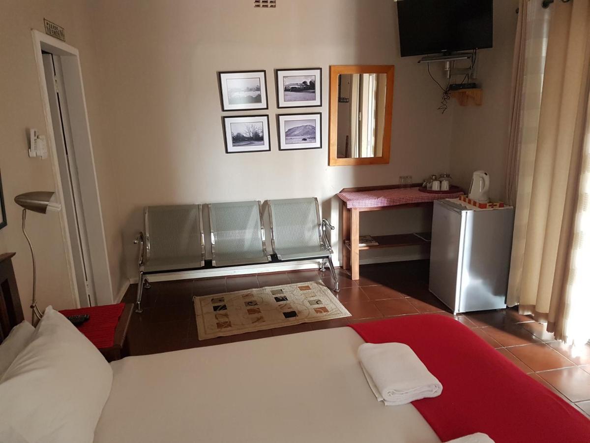 Crane Guest house *